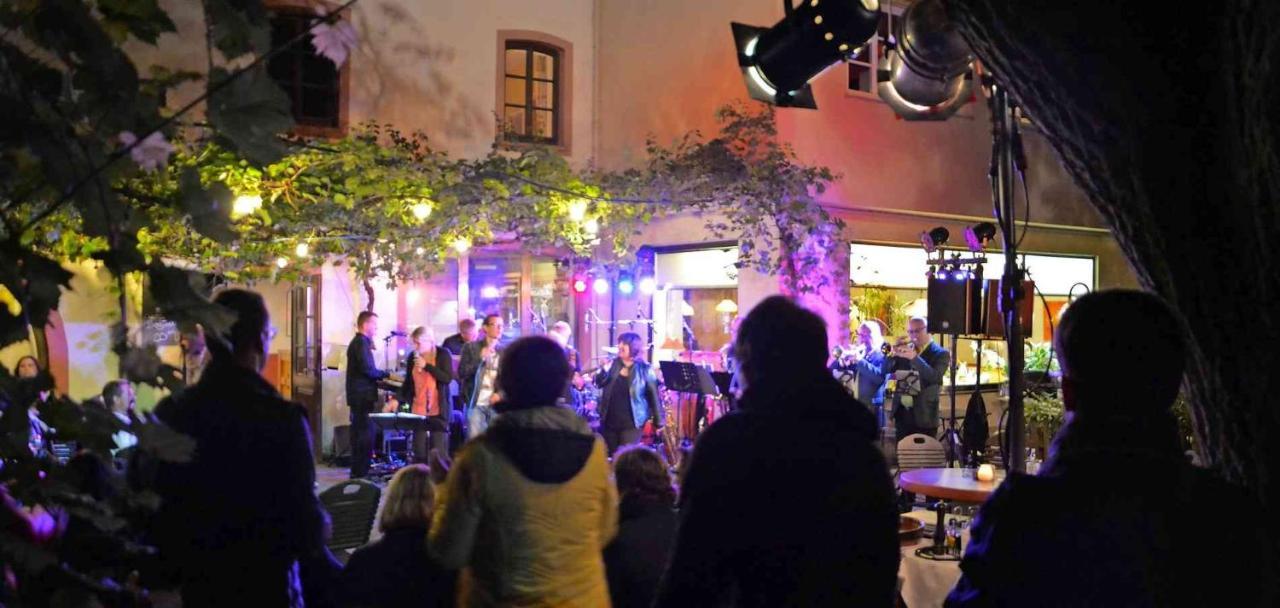 Hotel Und Weingut Karlsmuehle Mertesdorf Eksteriør bilde